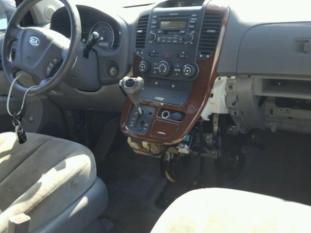 KNDMB233266028403 - 2006 KIA SEDONA EX BLUE photo 9