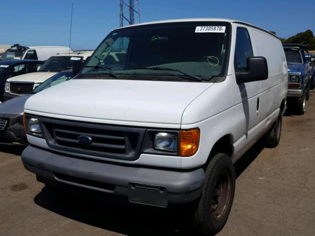 1FTNE14W77DA38419 - 2007 FORD ECONOLINE WHITE photo 2