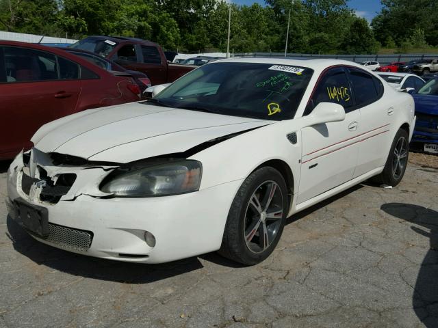 2G2WC55C861257815 - 2006 PONTIAC GRAND PRIX WHITE photo 2