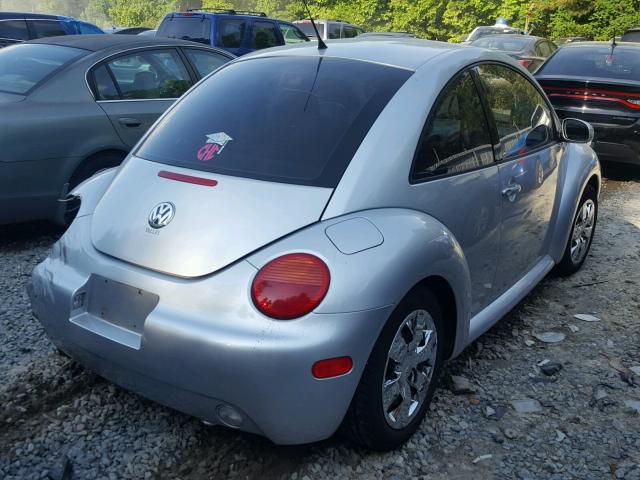 3VWBK31C95M403957 - 2005 VOLKSWAGEN NEW BEETLE ვერცხლისფერი ფოტო 4