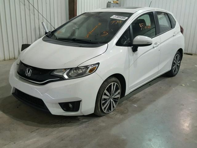 3HGGK5H84FM724510 - 2015 HONDA FIT EX WHITE photo 2