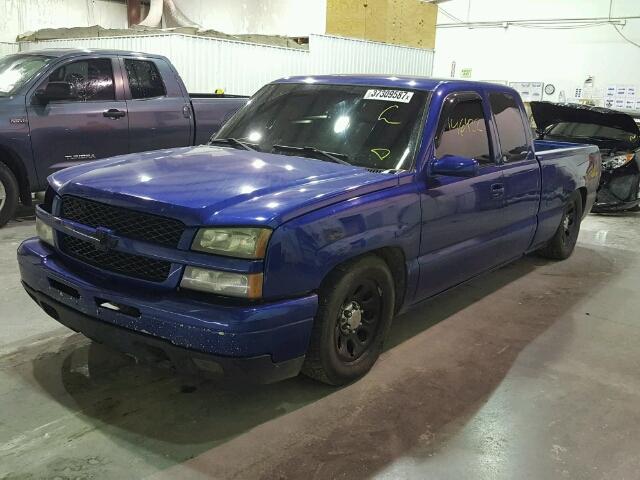 2GCEC19T131156430 - 2003 CHEVROLET SILVERADO BLUE photo 2