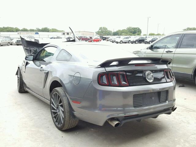 1ZVBP8CF5D5231811 - 2013 FORD MUSTANG GRAY photo 3