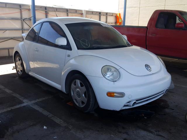 3VWCA21C4XM400436 - 1999 VOLKSWAGEN NEW BEETLE 白色 照片 1