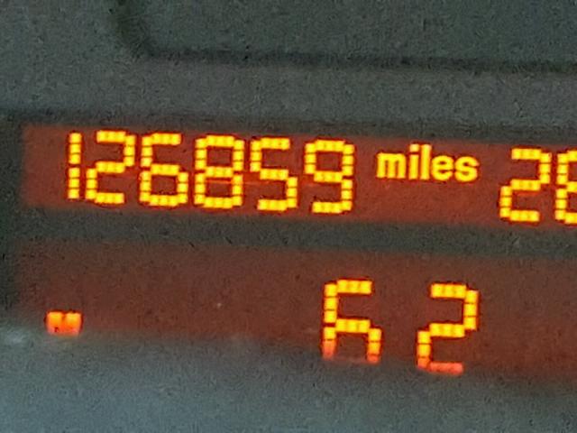 WBADT43461GX20844 - 2001 BMW 525 I AUTO BLUE photo 8