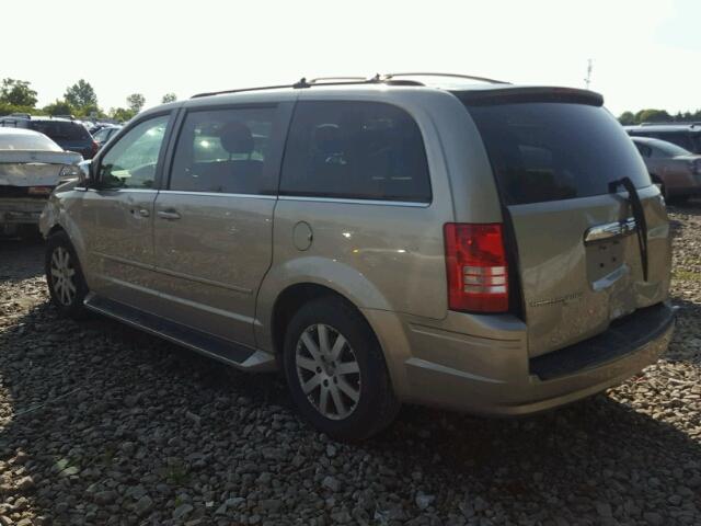 2A8HR54PX8R729047 - 2008 CHRYSLER TOWN & COU BEIGE photo 3