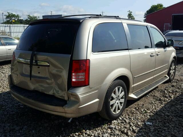 2A8HR54PX8R729047 - 2008 CHRYSLER TOWN & COU BEIGE photo 4