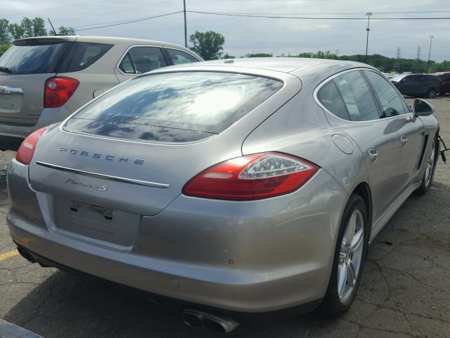 WP0AB2A71DL060881 - 2013 PORSCHE PANAMERA S SILVER photo 4