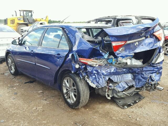 4T1BF1FK7GU517428 - 2016 TOYOTA CAMRY BLUE photo 3