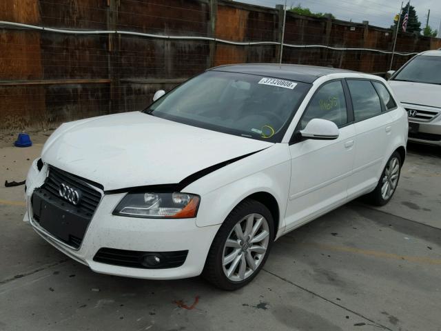 WAUHF78P99A119391 - 2009 AUDI A3 2.0T WHITE photo 2