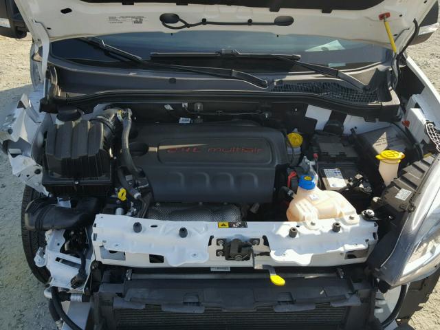 ZFBERFAT1G6C48987 - 2016 RAM PROMASTER 白色 照片 7