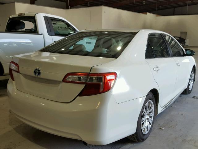 4T1BD1FK1DU087817 - 2013 TOYOTA CAMRY HYBR 白色 照片 4