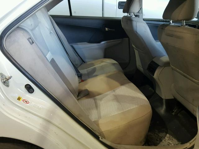 4T1BD1FK1DU087817 - 2013 TOYOTA CAMRY HYBR 白色 照片 6