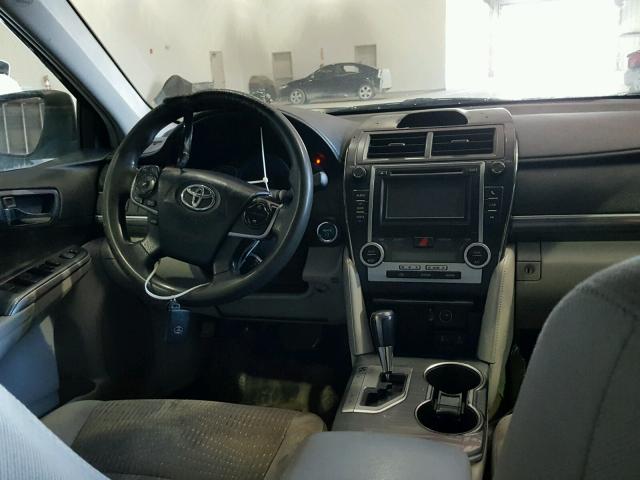 4T1BD1FK1DU087817 - 2013 TOYOTA CAMRY HYBR 白色 照片 9