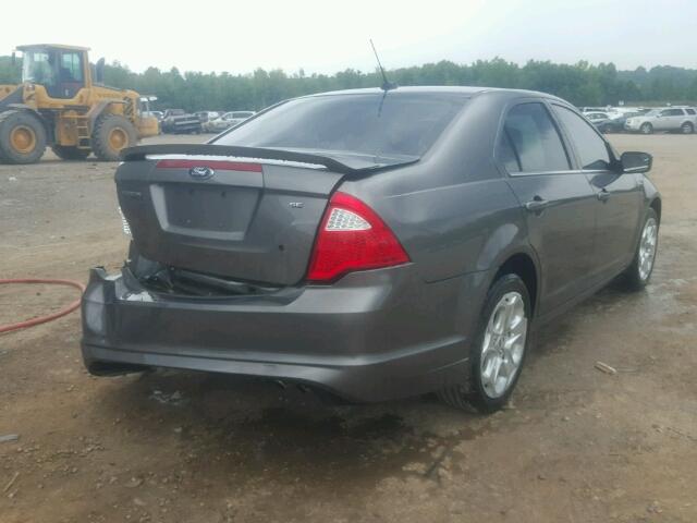 3FAHP0HAXBR173478 - 2011 FORD FUSION SE CHARCOAL photo 4