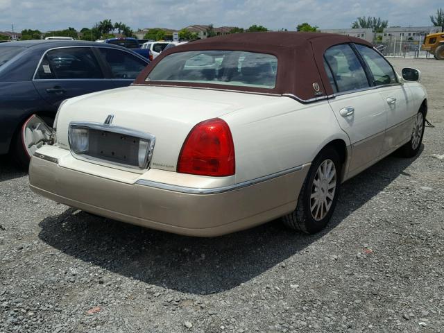 1LNHM81V46Y634921 - 2006 LINCOLN TOWN CAR S CREAM photo 4