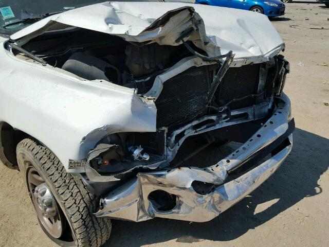 3D7KA28D03G762856 - 2003 DODGE RAM 2500 WHITE photo 9