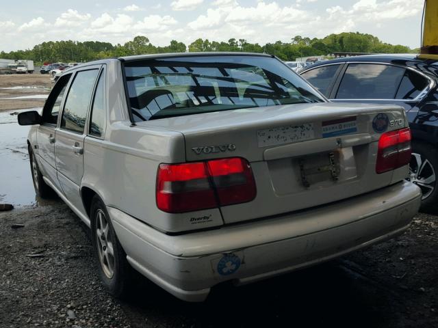 YV1LS55A1X1607190 - 1999 VOLVO S70 WHITE photo 3