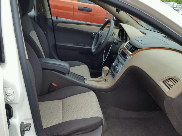 1G1ZC5E09CF326572 - 2012 CHEVROLET MALIBU 1LT 奶油色 照片 5