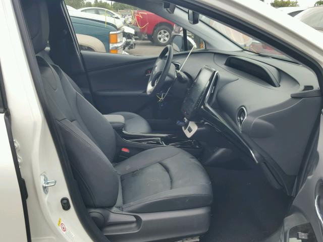 JTDKARFP6H3059367 - 2017 TOYOTA PRIUS PRIM თეთრი ფოტო 5