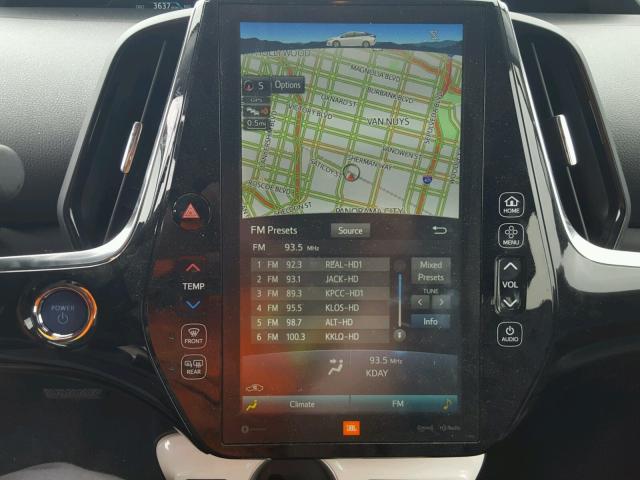 JTDKARFP6H3059367 - 2017 TOYOTA PRIUS PRIM თეთრი ფოტო 9