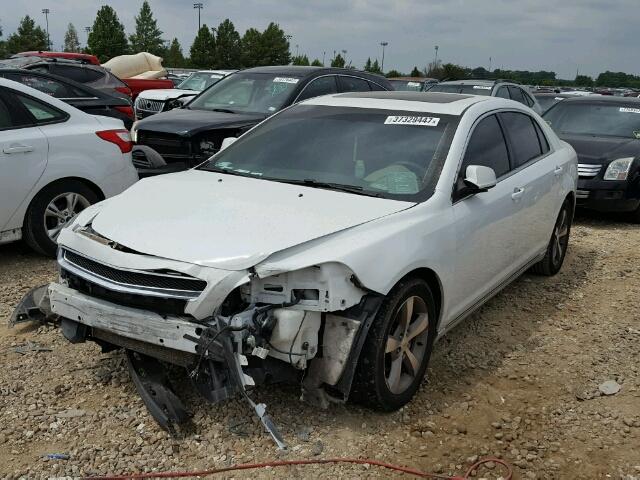 1G1ZC5E18BF138715 - 2011 CHEVROLET MALIBU 1LT WHITE photo 2