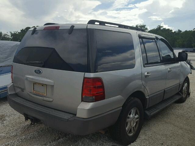 1FMPU16545LA01326 - 2005 FORD EXPEDITION SILVER photo 4