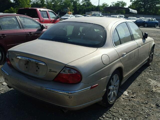 SAJDA01P11GL95083 - 2001 JAGUAR S-TYPE GOLD photo 4