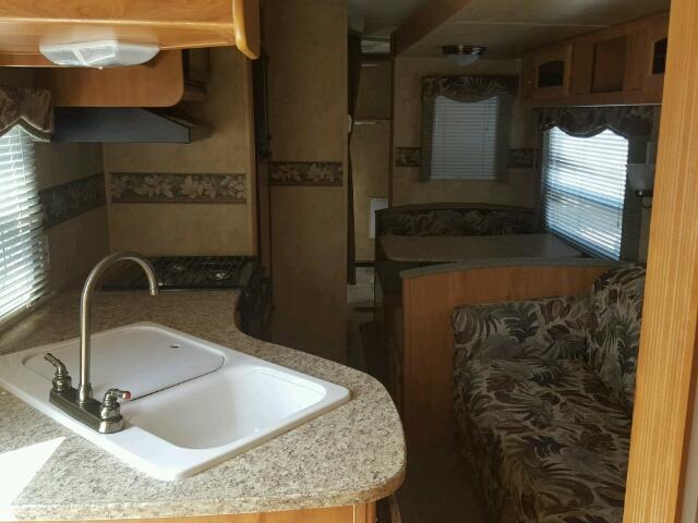 4YDT30B2787201610 - 2008 KEYSTONE HORNET TWO TONE photo 5