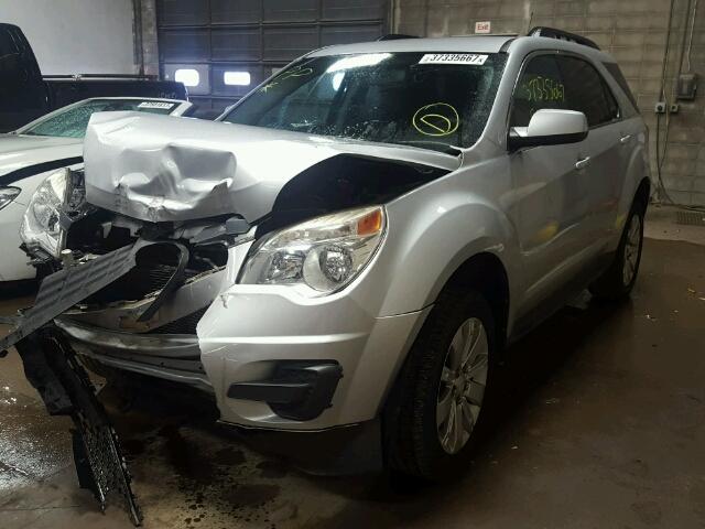 2CNFLEEY8A6217460 - 2010 CHEVROLET EQUINOX LT SILVER photo 2