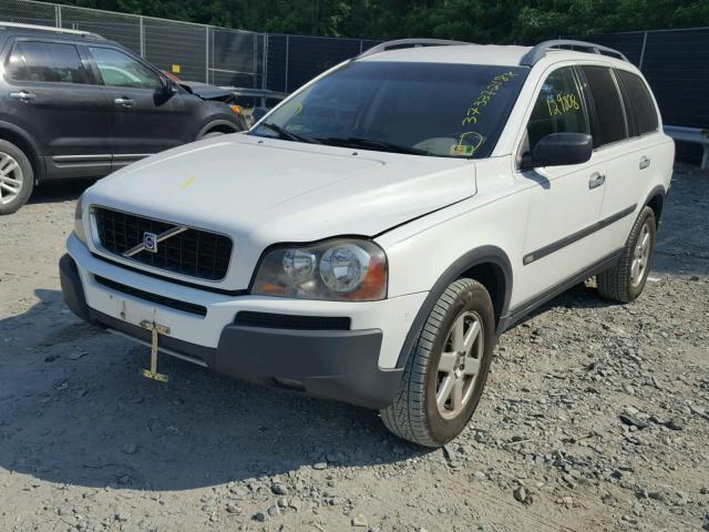 YV1CN592451141617 - 2005 VOLVO XC90 WHITE photo 2