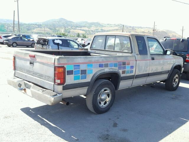 1B7GG23X2SS132442 - 1995 DODGE DAKOTA GRAY photo 4