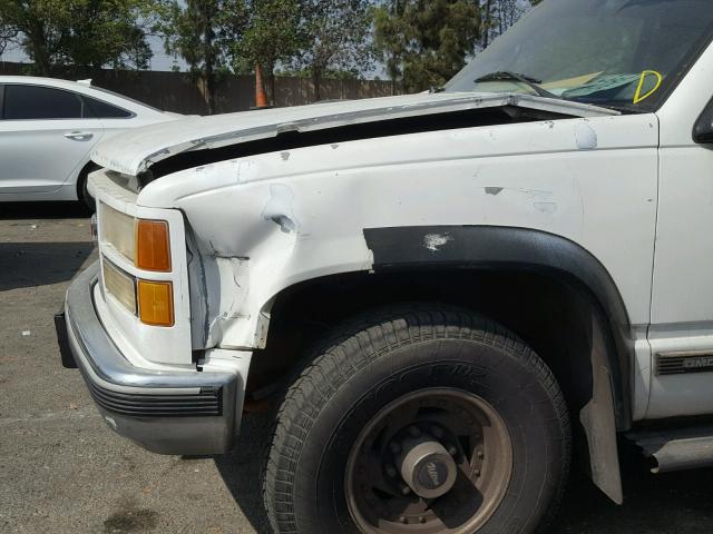 1GTGC29N7SE527801 - 1995 GMC SIERRA C25 WHITE photo 9