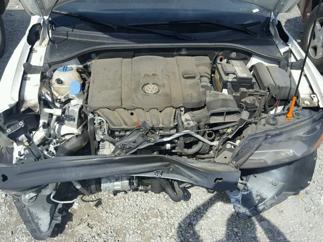 1VWAH7A37DC008421 - 2013 VOLKSWAGEN PASSAT S أبيض صورة 7