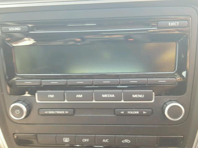 1VWAH7A37DC008421 - 2013 VOLKSWAGEN PASSAT S أبيض صورة 9