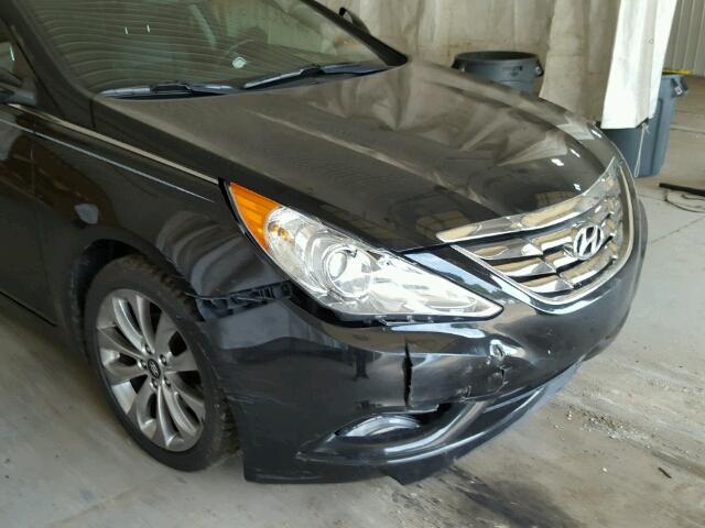 5NPEC4AB3BH317460 - 2011 HYUNDAI SONATA SE BLACK photo 9