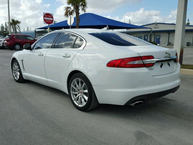 SAJWA0FS9FPU61859 - 2015 JAGUAR XF PREMIUM WHITE photo 3