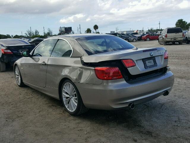 WBADX7C58BE579092 - 2011 BMW 335I SILVER photo 3