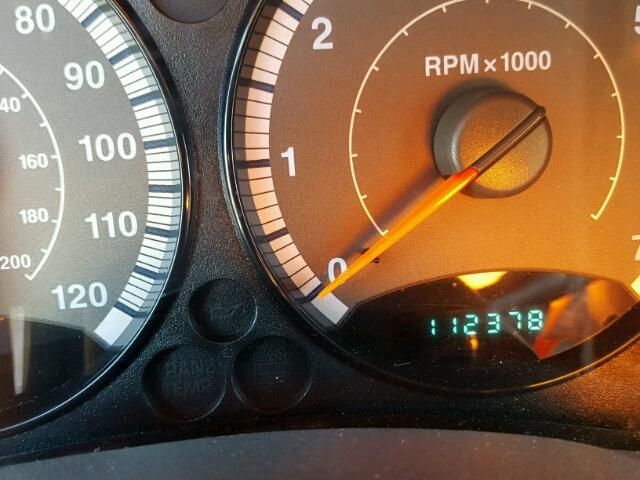 1J4GK38K05W542651 - 2005 JEEP LIBERTY RE SILVER photo 8