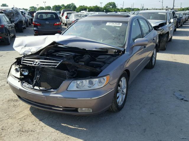 KMHFC46F16A059545 - 2006 HYUNDAI AZERA SE GRAY photo 2