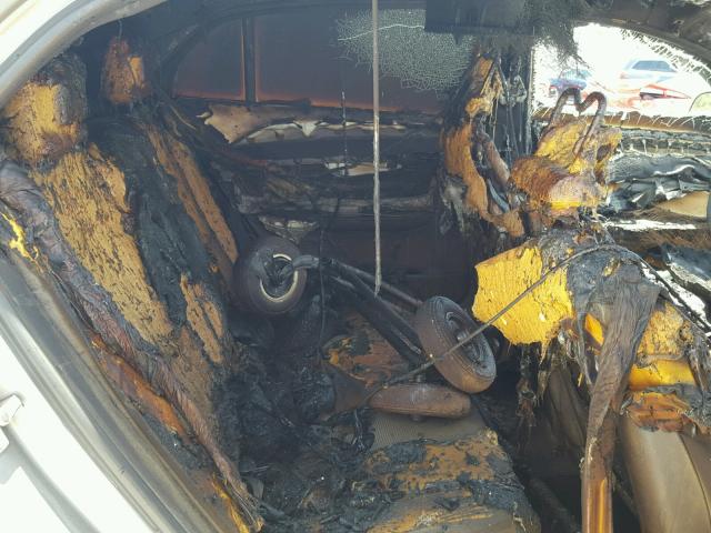 1G1ZC5E19BF330855 - 2011 CHEVROLET MALIBU 1LT ვერცხლისფერი ფოტო 6