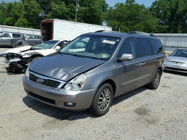 KNDMH4C78B6382952 - 2011 KIA SEDONA EX GRAY photo 2