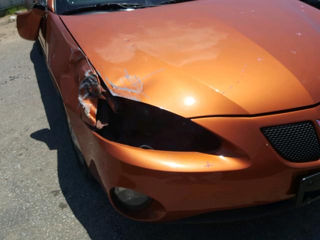 2G2WS522X41252840 - 2004 PONTIAC GRAND PRIX Նարնջագույն լուսանկար 9