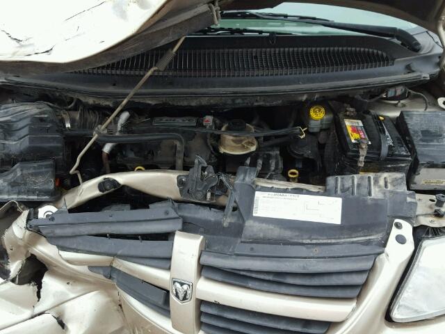 2D4GP44L16R903765 - 2006 DODGE GRAND CARA TAN photo 7