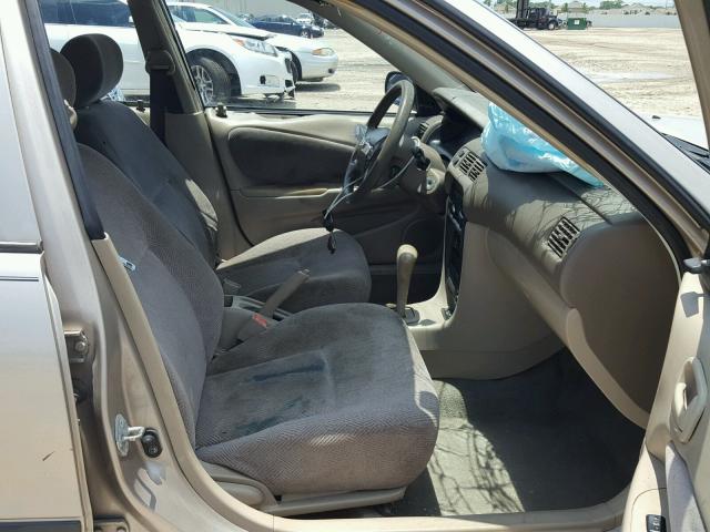 1Y1SK52812Z409668 - 2002 CHEVROLET GEO PRIZM 金色 照片 5