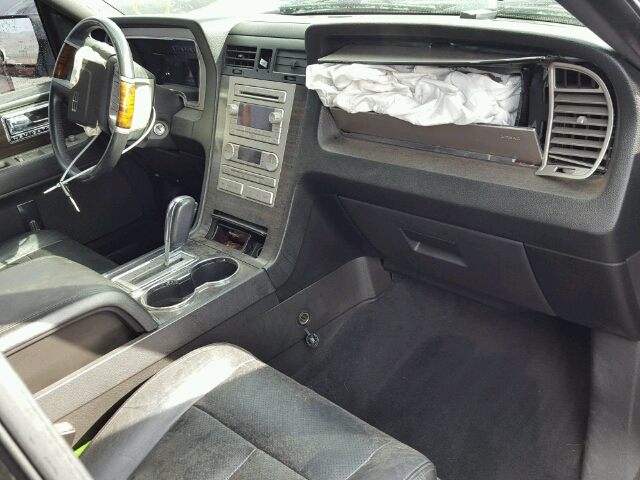 5LMFU27507LJ12181 - 2007 LINCOLN NAVIGATOR Siyah fotoğraf 9