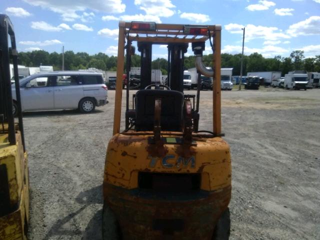 VFHM48034A - 1993 OTHER FORKLIFT YELLOW photo 6