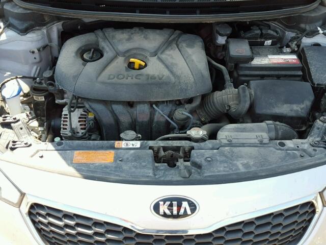 KNAFX4A61F5343442 - 2015 KIA FORTE LX SILVER photo 7