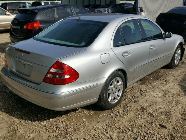 WDBUF65J05A720659 - 2005 MERCEDES-BENZ E 320 SILVER photo 4