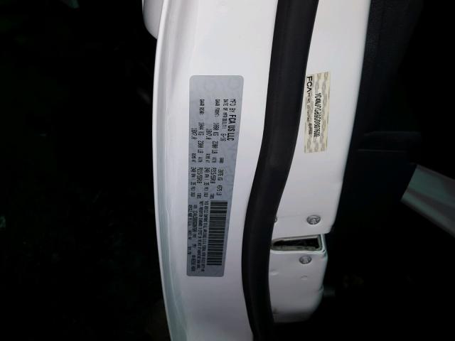 1C4NJDBB9GD807600 - 2016 JEEP COMPASS SP WHITE photo 10